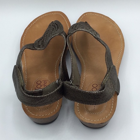 Women’s Me Too Soho sandals - Picture 3 of 5